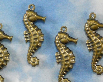 8 Adorable Seahorse Charms 21mm Brass Antiqued Bronze Tone 3D Double Sided (P1645)