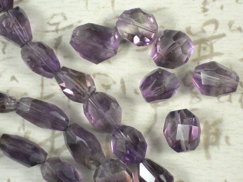 12 Amethyst Faceted Beads Natural Gemstone Purple Oval Bean Freeform 5101