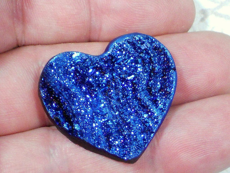 D2211 Blue Druzy Heart 35mm Crystal Drusy Cabochon Metallic Coated