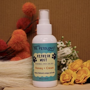 Natural Dog Deodorizer, Fragrance Spray, Perfume Cologne, Refresh Mist - Honey + Cream