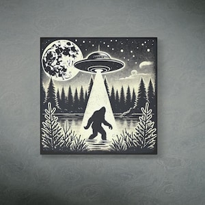Bigfoot UFO Wall Art, UFO, Contact, Alien Abduction, Alien, coverup, conspiracy, x files, sci fi, flying saucer, ufo Poster, Art,ufo poster