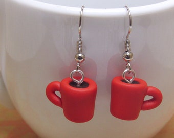 Boucles d’oreilles de balance de tasse de café, rouge ou blanc, tasses de boisson, argile de polymère, sculpté à la main, bijoux de mini nourriture, cadeau d’amour de café