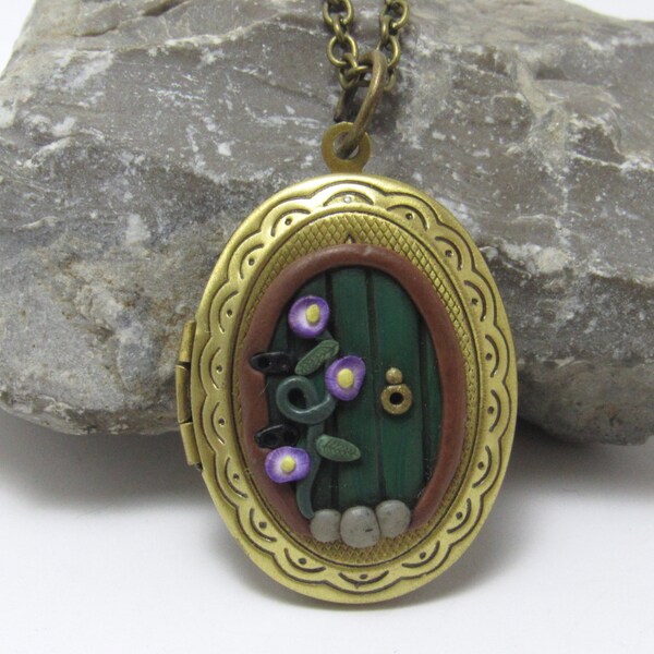 Fairy Door Locket Necklace, Green Bronze Pendant, Floral Jewelry, Polymer Clay, Fantasy Jewelry, Nerd Gift, Handmade Necklace