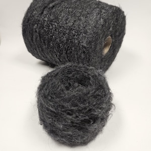 Filato spesso di alpaca grigio su cono, soffice filato di lana grigio scuro da 50 g, filato di alpaca grafite chiaro lavorato a mano e a macchina, 200 m per 100 g