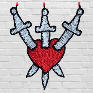 Crochet Pattern: Three of Swords Tarot Wall Hanging | witchy goth wall art decor