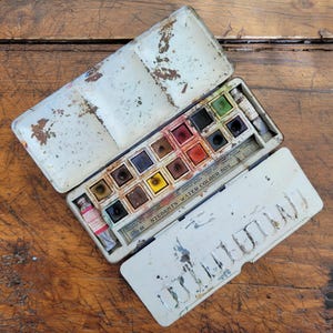Vintage Page of London watercolor palette