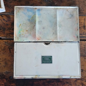 Vintage Winsor Newton No. 3 Japanned Tin Box watercolor palette