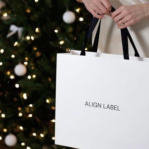50 sacs en papier personnalisés de luxe avec poignées en ruban - Emballage boutique personnalisé respectueux de l'environnement