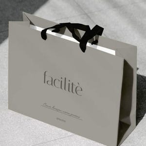 50 pezzi di sacchetti di carta personalizzati di lusso con manici a nastro – Imballaggio boutique ecologico personalizzato