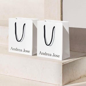 Set da 50 pezzi di sacchetti di carta deluxe personalizzati con manici a nastro – Confezione regalo boutique sostenibile