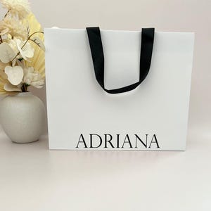 50 sacs en papier personnalisés haut de gamme avec poignées en ruban - Emballage personnalisé respectueux de l'environnement pour les magasins de détail