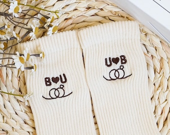 Calcetines de boda personalizados con inicial, calcetines con anillo bordado personalizado, calcetines de algodón unisex, calcetines para pareja, regalo para enamorados, regalo único para ella