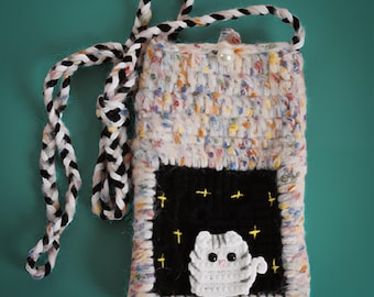 Portamonete o portacellulare a forma di gatto all'uncinetto: borsa a tracolla in misto cotone fatta a mano