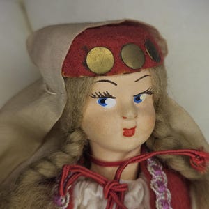 Echt Spukpuppe Kirina - Echt Spukpuppe schwarz Magie böse Geistpuppe manipulierte Besessene Puppe Horrorpuppen Paranormale Puppe