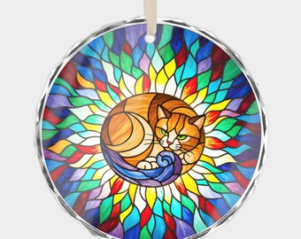 Adorno de cristal: Sol radiante estilo vitral con gato naranja