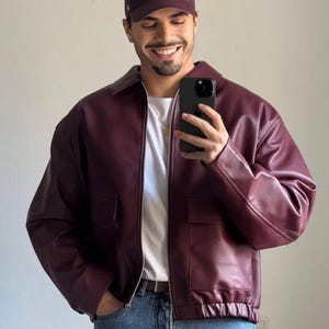 Blouson aviateur premium en cuir bordeaux pour homme Cuir d'agneau souple Vêtements d'extérieur élégants avec fermeture éclair Blousons en cuir coupe slim pour homme Tenues d'hiver