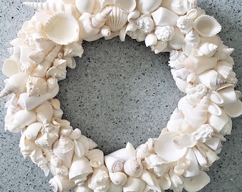 Beach Decor Seashell Wreath, Nautical Decor WHITE Shell Wreath, Coastal Decor Beach Wreath, Sea Shell Wreath, Seashell Decor, 12" WHITE