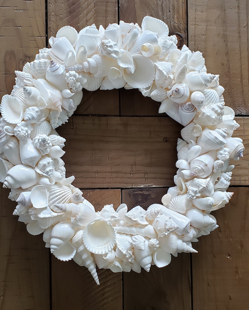 Beach Decor Seashell Wreath, Nautical Decor WHITE Shell Wreath, Coastal Decor Beach Wreath, Sea Shell Wreath, Seashell Decor, 12 WHITE image 2