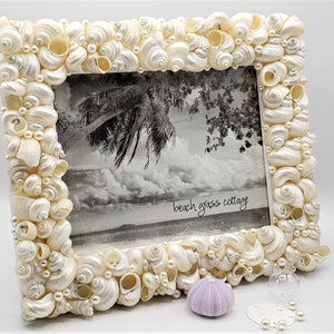Beach Wedding Gift, Beach Wedding Frame, Coastal Beach Decor, Nautical Decor, Seashell Picture Frame, Turbo Shell Photo Frame, 5x7&quot;