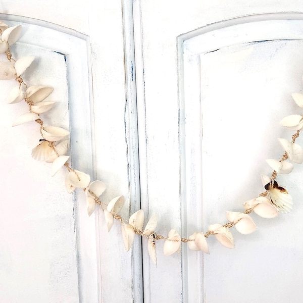 Beach Christmas Decor Seashell Garland, Coastal Nautical Christmas White Shell Garland, Beach Coastal Gifts, 38"