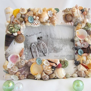 Seashell Picture Frame, Nautical Coastal Beach Decor Shell Art Frame for Beach Wedding Gift or Beach Shower Gift, 5x7" COLORED