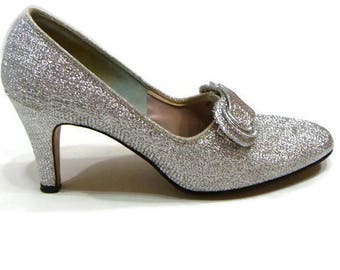Vintage Silver Heels Silver Metallic Heels Silver Sparkly Heels Close Toe Silver Heels
