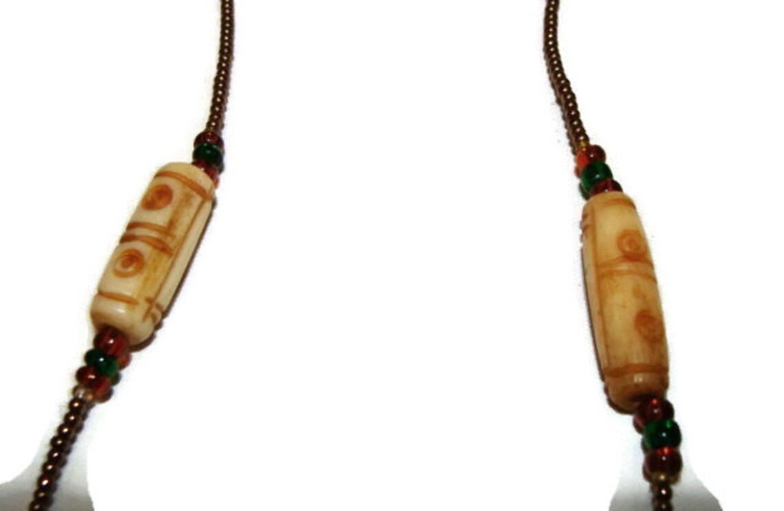 Pendentif éléphant Vintage En Résine - Bijou De Créateur Ancien Et Unique