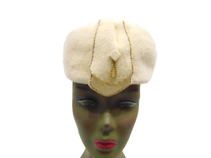 Vintage cream hat Clearance