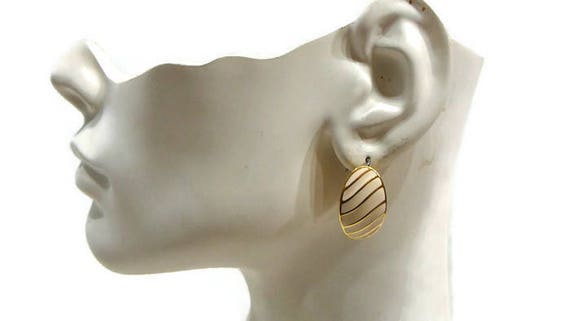 Vintage Napier Earrings Vintage Cream and Gold Oval Earrings