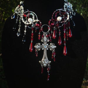 Bloody Mary Necklace - Etsy