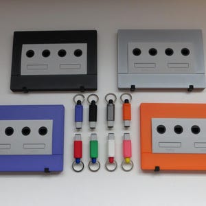 Porte-clés et 4 porte-clés avec prise pour manette Nintendo GameCube