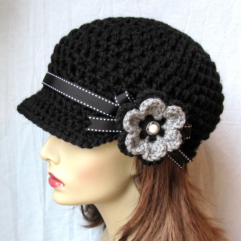 Free shipping USA Crochet Newsboy, Woman Hat, Black, Ribbon, Flower, Gray, Pearl Button, Gifts for Her, Birthday Gifts JE148NFRALL6 image 3