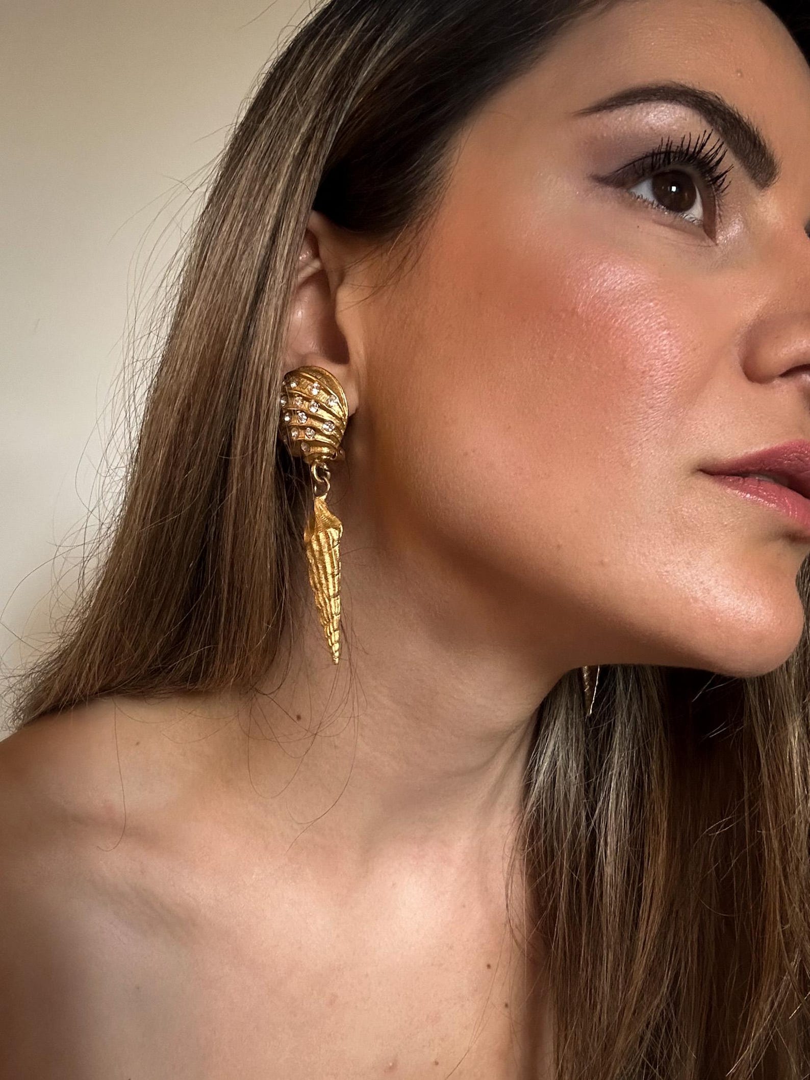1980s Norma Jean Matte Gold Dangle Shell Clip on Earrings - Etsy
