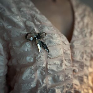 Silver Ribbon Bow Brooch/Pin