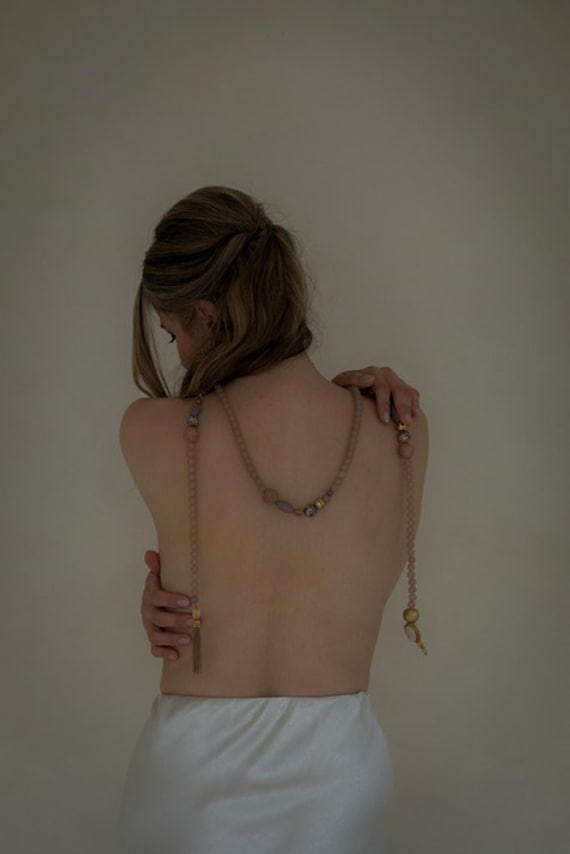 Golden Hour Cameo – Vintage Beaded Tassel Necklace