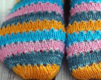 Easy Pattern For Self Striping Socks PDF Knitting Pattern