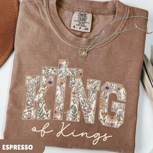 King of Kings Christian Shirt, Jesus T-Shirt Christian Streetwear, Cute Christian Shirt for Women, Christian Gift, Religious Shirts