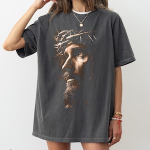 Jesus Vintage 90s Graphic Shirt, Jesus Shirt, Easter Shirt, Christian Easter Shirt, Retro Halftone Graphic Shirt, He Has Rizzen Shirt