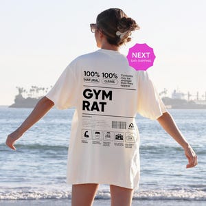 Muscle Mommy Gym Rat T-Shirt: Funny Powerlifting Workout Clothes