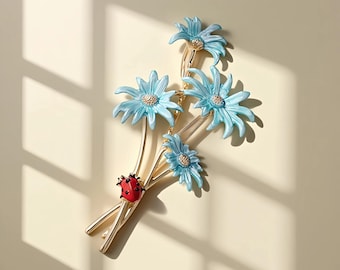 Broche de flores personalizado para cumpleaños, broche de girasol azul de julio, broche de margarita, broche de perlas de imitación, broche de flores hecho a mano, broche de boda