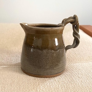 Gray and Beige 14 Ounce Creamer