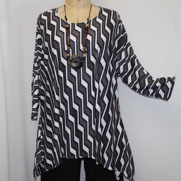 Womens Plus Size Top, Coco and Juan, Lagenlook, Black, Gray Zig Zag Print , Rayon Knit, Drape Sides Tunic Top. One Size Bust  to 60 inches