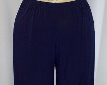 plus size navy capris
