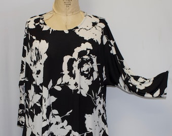 Plus Size Top, Coco and Juan, Lagenlook, Plus Size Tunic, Black White Floral Print, Knit Drape Side, Tunic Top, One Size, Bust  to 60"