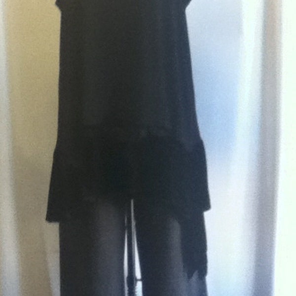 Coco and Juan Lagenlook Plus Size Black & Velvet Asymmetric Tank Top Size 2 Fits 3X,4X Bust  to 60 inches