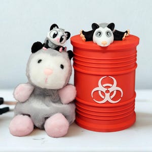 Opossum Fidget Toy 3d Printed | Articulated Opossum Desk Toy | Cute Trash Panda | Opossum Plushy | Sensory Toys Adults & Kids | GIFT