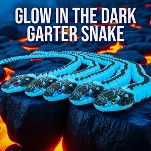 Articulated Glow in The Dark Snake – 3D Printed Garter Snake | UV Activated Blue Serpent | snake Desk Decor | Reptile Fidget Gift For Friend