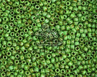 6/0 TOHO Seed Beads Y321 HYBRID Opaque Mint Green Picasso | Jewellery Making | High Quality Beads | Toho Rocailles | TR-06-Y321 | Beads Uk