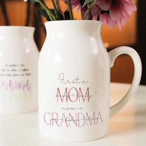 Personalized Flower Vase For Grandma From Granddaughter Custom Mothers Day Gift For Nana From Mom Meaningful Gift For Nanny From Grandkids