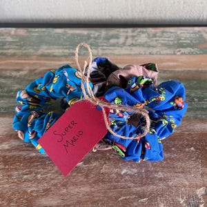 Super Mario Scrunchie Set
